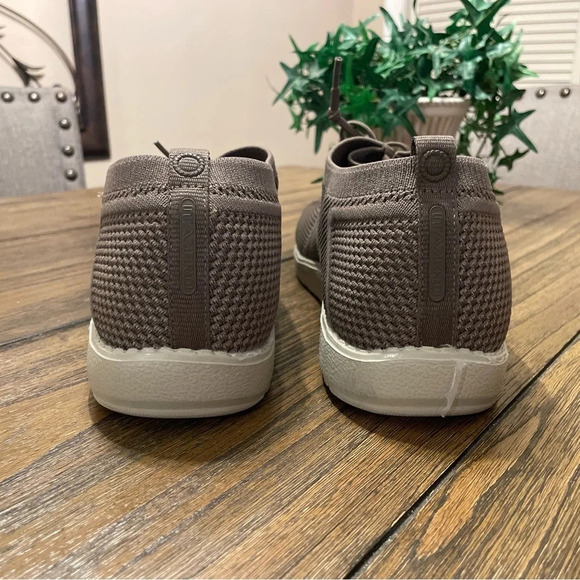 ITAZERO Men’s Khaki Tan Casual Lace Up Shoe with Arch Support Insoles Size 11 - Picture 3 of 12